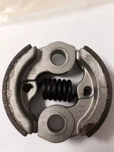 Clutch Assy for HONDA GX22 GX25 EnginesUMK422ULT425 UMS425 UMK425 22000ZM3003 - Picture 1 of 1