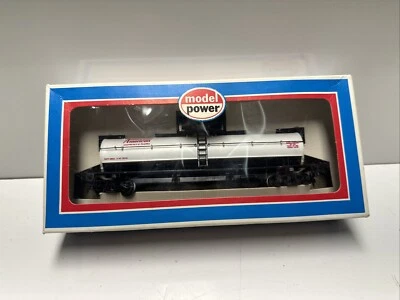 Model Power HO Scale American Chemicals And Plastics Tank Car - In Box - Image 1 of 4