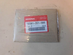 HONDA OHV ENGINE VALVE COVER GASKET - PART#12391-ZE1-000 - NEW OEM PART - Picture 1 of 2
