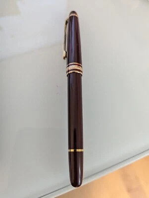 Pluma Estilográfica Montblanc Meisterstuck 4819 Oro 14k 585 - Rojo Oscuro Foto 1 de 4