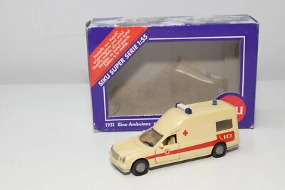 B67 1:55 SIKU 1931 MERCEDES-BENZ BINZ AMBULANCE A 2002 112 CREAM EXHIBITION - Immagine 1 di 4