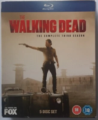 THE WALKING DEAD - SEASON 3 - ANDREW LINCOLN, NORMAN REEDUS - REG B BLU RAY - Image 1 of 4