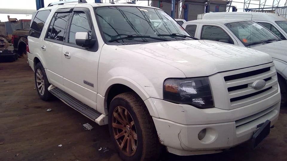 Air Flow Meter 5.4L 8-330 Fits 04-16 FORD E350 VAN 6781754 - Image 1 of 4