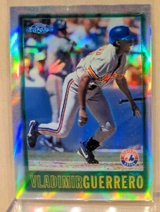 1997 Topps Chrome REFRACTOR #153 Vladimir Guerrero HOF RARE ROOKIE RC PARALLEL - Picture 1 of 2