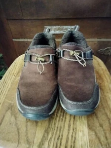 Women's KHOMBU Aero Brown Suede Leather Slip On Shoes 6.5M - Picture 1 of 9