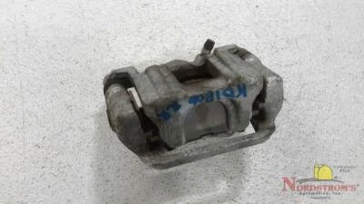 2020 Honda Ridgeline суппорт заднего тормоза правый - Изображение 1 из 4