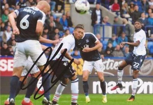 FOTO DE ACCIÓN 6x4 firmada por Sammy Ameobi de Bolton + certificado de autenticidad - Imagen 1 de 1