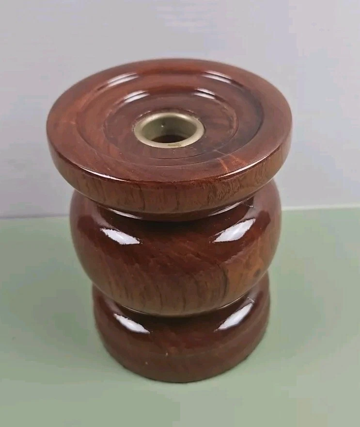 Pedestal de madera de mezquite torneado a mano pilar candelabro cónico vintage Texas  Foto 1 de 4