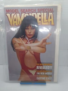 Vampirella Model Search Special Vampirella Revealed Harris Comics 2001 Near Mint - Picture 1 of 6