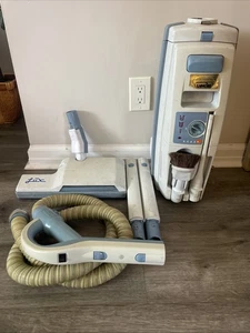 Electrolux Aerus Lux 700 Legacy C153A Canister Vacuum-TESTED - Picture 1 of 17