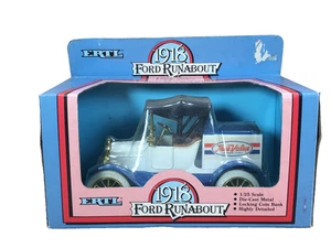ERTL TRUE VALUE 1918 Ford Runabout Coin Bank 1/25 Scale #9366 NEW IN BOX - Picture 1 of 8