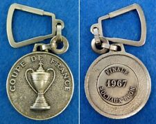 Porte-clés Trophée Football de Qatar en Métal FONGWAN Pendentifs Souvenir  Coupe du Monde FIFA pour Fans - Or - Porte clef - Achat & prix