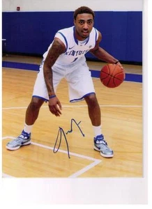 James Young Kentucky Wildcats Boston Celtics Hand Signed Autographed 8x10 Photo - Picture 1 of 1