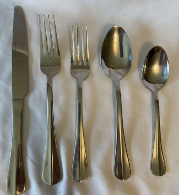 Utensilios de comedor cubiertos International Silver Gran Royal de 5 piezas Foto 1 de 4