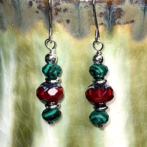 Silver Tone Red & Green Faceted Stacked Czech Glass Beads Dangle Earrings. S729 - Picture 1 of 3