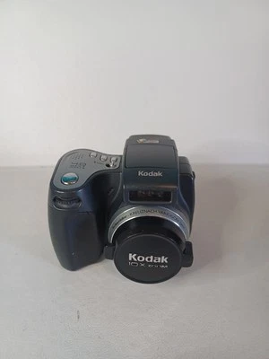 Kodak EasyShare DX6490 4MP Digital Camera - Fully Tested With Case And Battery. - Image 1 of 4