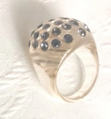 ANILLO RETRO CLARO LUCITE CON BRILLANTES CRISTALES DE VIDRIO AZUL COLUMBINA - UK K.5 Foto 1 de 4