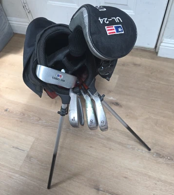 US KIDS USKG 5 CLUB SET ULTRALIGHT UL-24 RH 3W,6,8,PW Putter + Stand / Carry Bag - Image 1 of 4