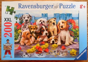 EUC Ravensburger XXL "Posing Pups" 200 Piece DOG Puzzle for Ages 8+ - Picture 1 of 5