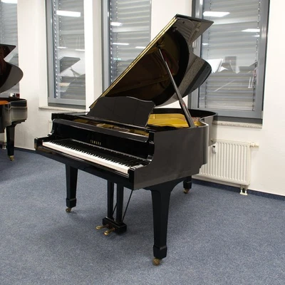 Yamaha C3 Pianoforte, Nero Lucido, Usato, Anno 1975, 5 Anni Di Garanzia - Immagine 1 di 4
