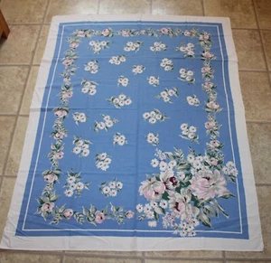 Mantel Vintage - Fondo Azul Hermosas Flores y Borde Blanco 51" x 65" - Imagen 1 de 5