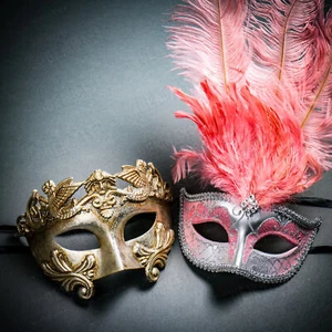 Roman Warrior Silver & Venetian Silver MardiGras Pink Tall Feather Couple Masks - Picture 1 of 3