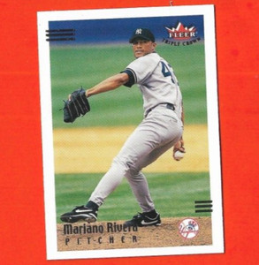 2002 Fleer Triple Crown Baseball #40 Mariano Rivera HOF