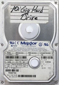 10gb ide hard drive, 91020d6, 06a,05a,73a, k,j,d,b, singapore, 9/16/98 - Picture 1 of 3