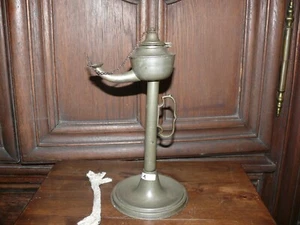 Rarität alte Öllampe Petroleumlampe massiv Zinn ca. 1850 mit Zierkette 1 - Bild 1 von 9