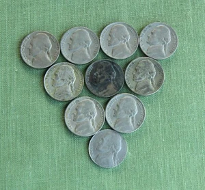 10 JEFFERSON NICKELS 1941-S (4) SILVER WAR (3) 1960-D BAR (2) MAGICIANS COIN - Picture 1 of 2