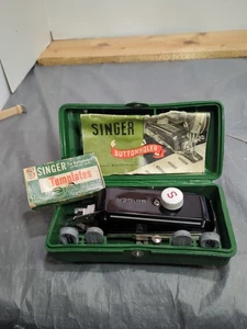 Vintage Singer Buttonholer 160506 mit extra Vorlagen  - Bild 1 von 10