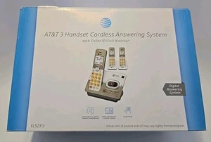 AT&T Expandable Cordless Phone System Answering Machine 3 Handsets Backlit Keys - Picture 1 of 9