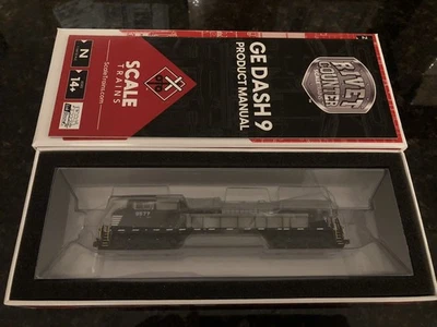 Scaletrains 38711 N scale GE C44-9W Norfolk Southern #9577 DCC sound - Image 1 of 4