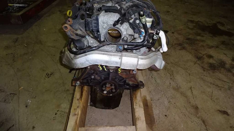 Engine 3.5L VIN L 8th Digit Opt LX9 Fits 2005-2006 Chevrolet Uplander 605518 - Image 1 of 4