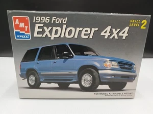 1:25 AMT ERTL 1996 Ford Explorer 4x4 Modelo Kit 8968 CAJA abierta con tarjetas coleccionables👀📸 - Imagen 1 de 20