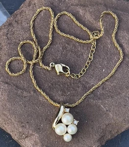 Christian Dior Halskette mit Anhänger Perlen Vergoldet (S 6984) - Bild 1 von 4