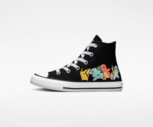 Converse x Pokemon First Partners Chuck Taylor All Star Pikachu Meowth NEW