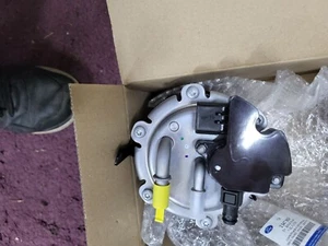 GENUINE NEW FORD RANGER 2.0 T6 FUEL FILTER HOUSING 2547869 - Picture 1 of 4