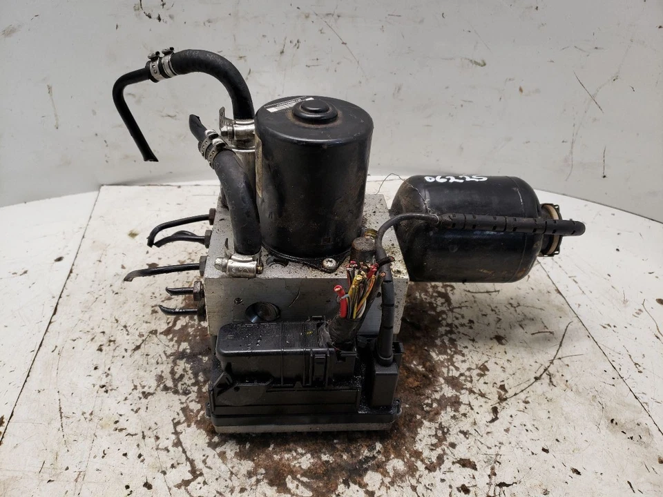 Módulo de control de bomba de freno ABS para Mercury Mariner 2005-2007 Foto 1 de 4