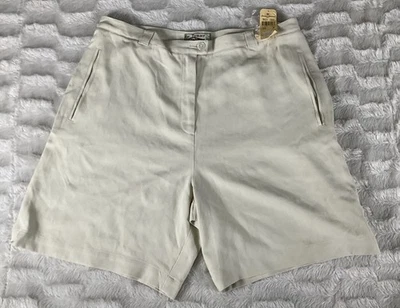 Tommy Bahama Women’s 100% Silk Pleated Shorts Size 10 Beige Cream New With Tags - Image 1 of 4
