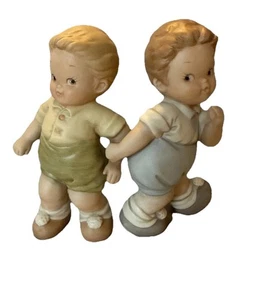 Precious Moments Tweedledum And Tweedledee Once Upon A Fairy Tale Series 1994 - Picture 1 of 4