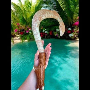 Disney Moana Maui’s Magical FISH HOOK 20" Cosplay Sword works - Picture 1 of 4