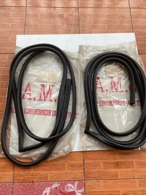 MAZDA B1600 (1977) B2200 FORD COURIER PICKUP DOOR SEAL RUBBER WEATHERSTRIP NEW - Image 1 of 4