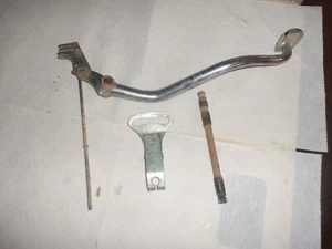 Honda Atc 110 Oem Rear Brake Assembly Pedal Linkage /shaft.linkage/nice 84/85 - Picture 1 of 2