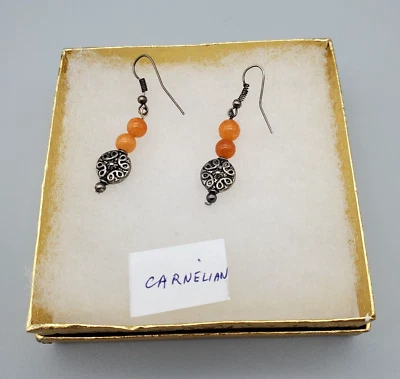 Pendientes colgantes de cornalina tono plata alambre perforado cuentas joyería en caja piedras preciosas Foto 1 de 4