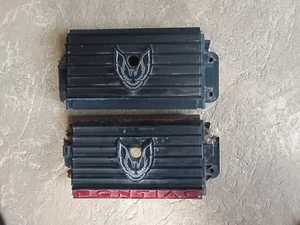 2 (TWO) middle tail light assembly 1983 pontiac trans am. Used - Bild 1 von 10