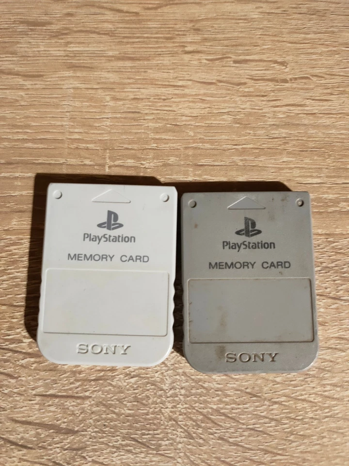 SONY PS1 MEMORY CARD ORIGINALE - Immagine 1 di 1