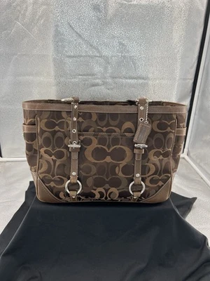 Cartera de hombro Coach F13053 Optic Signature Line Jacquard marrón Foto 1 de 4