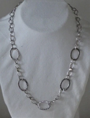 Collar martillado artesanal de plata de ley con piedra marrón naranja grande Foto 1 de 4