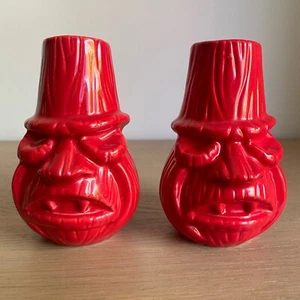 2 x Red Dracula's Tiki Ceramic Cups Dracula's Cabaret Club Australia Bar - Bild 1 von 9